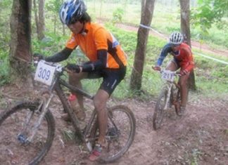 Mountain bikers race at the Bhumibol Dam in Tak ever year. (Photo courtesy of the TAT)